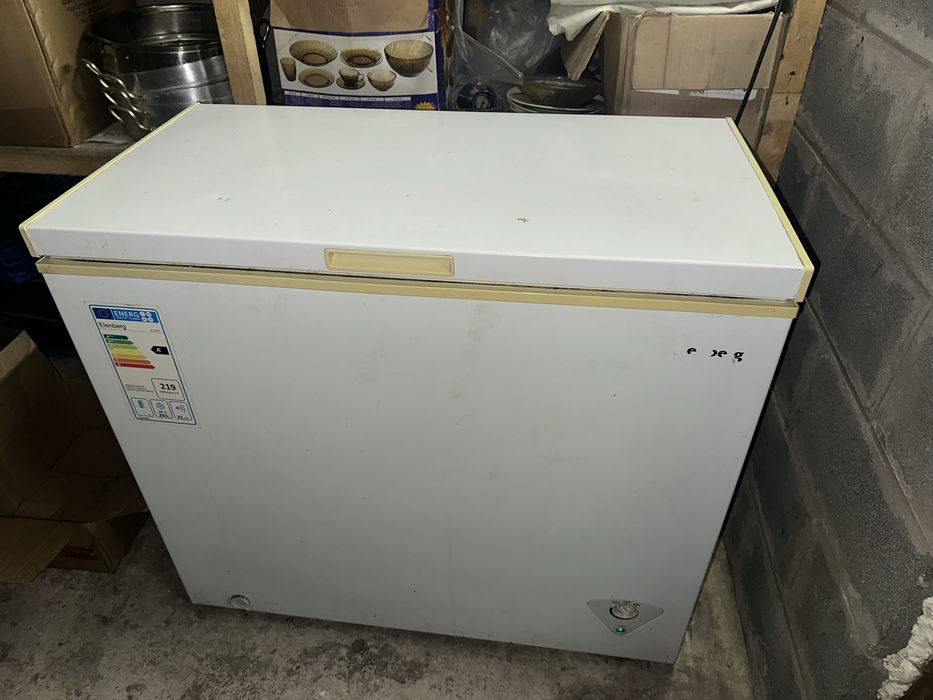 Морозильник продам 70мын тг