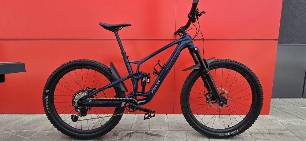 Тrek Fuel EX 9,8 Carbon GEN. 6 трейл ендуро 29ц. 2023г. 1х12 ХТ НОВ