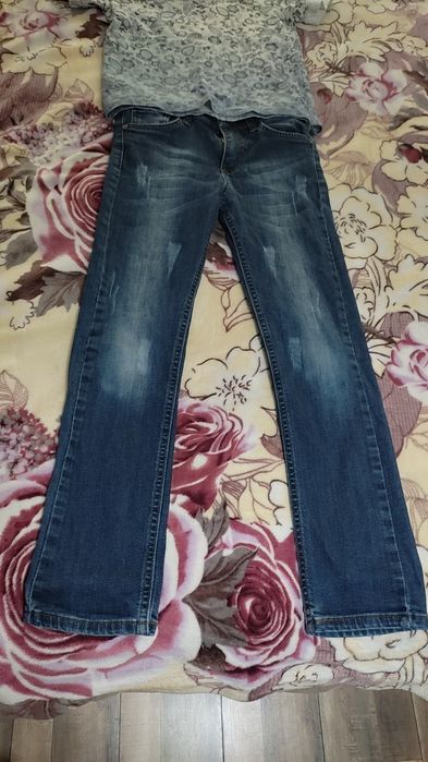 Костюм  В отличном состояние на 10-11 лет