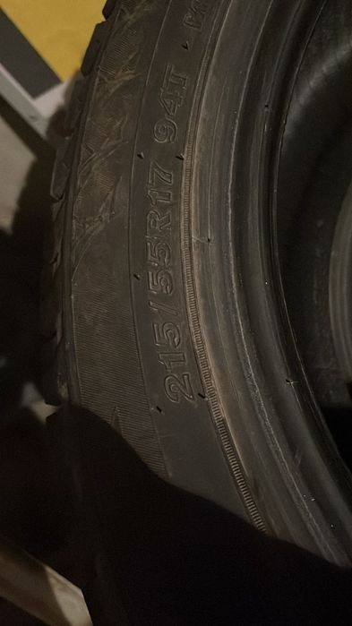 Зимние шины 215/55R17