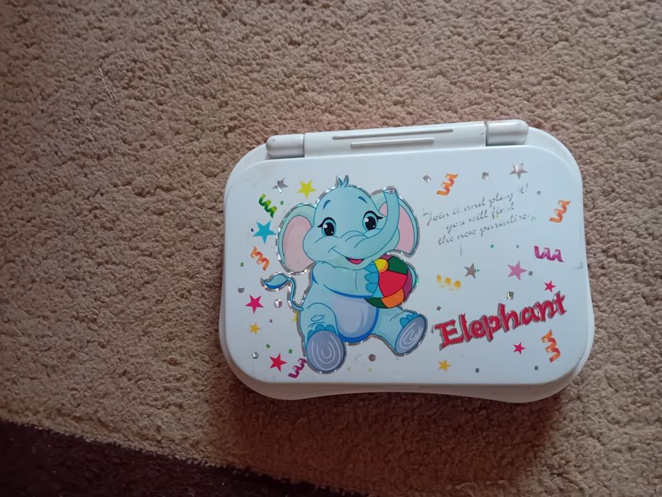 Образователен таблет