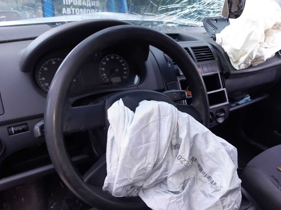 Фолксваген Поло 1,2 i, 2004 г на части