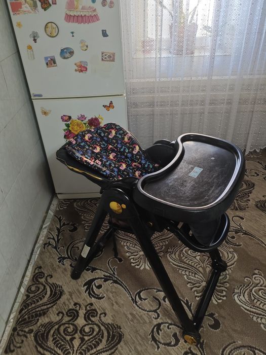 Детский столик для кормления