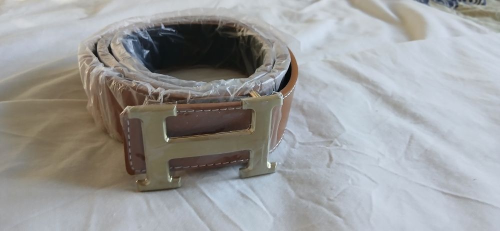 Curea Hermes New
Cadou bratara + cui de pentru gaura 
125 cm