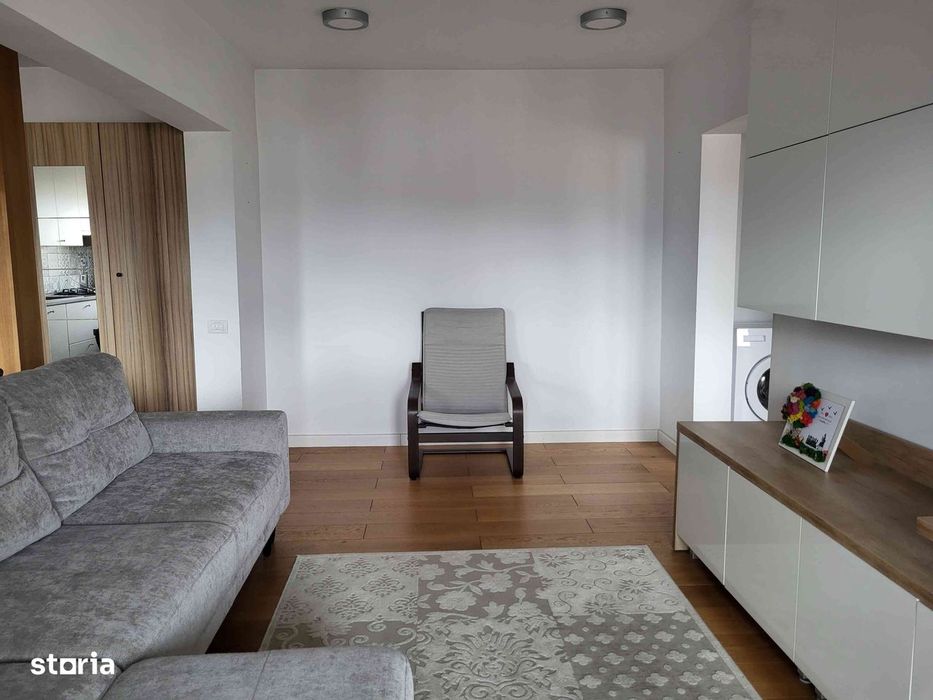 Apartament 3 camere, open space, luminos, vedere munți si Tâmpa.