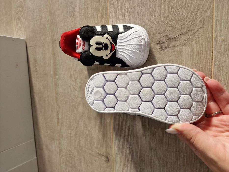 Adidas  Disney nr 20