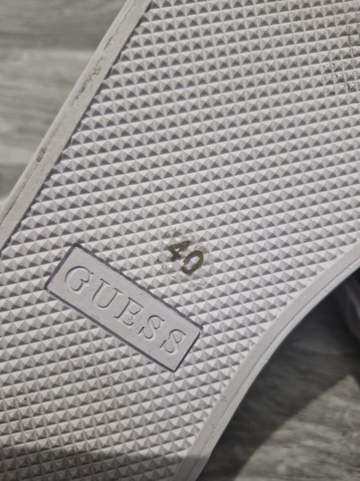 Tenisi Guess animal print