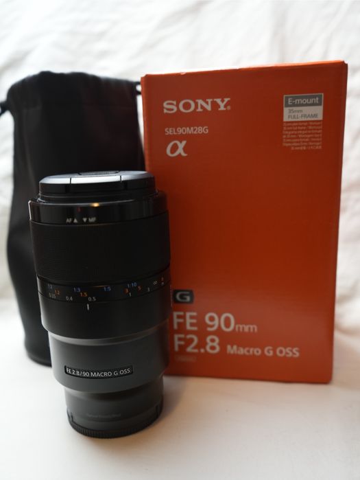 Vand sau Schimb obiectiv foto Sony 90mm F2.8 Macro 1:1 OSS G