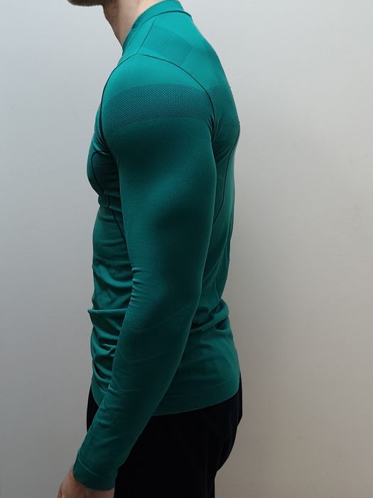 Мъжки термо блузи, размер L