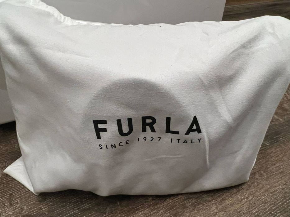 Чанта Furla в отлично състояние