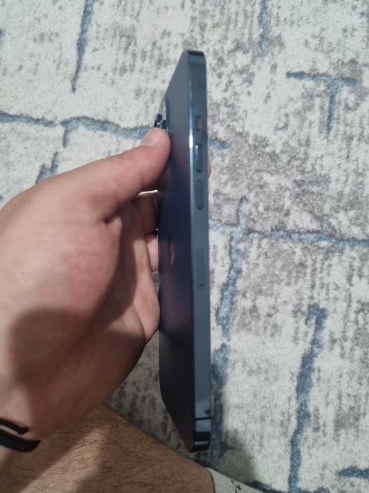 Vand/ schimb iphone 12 pro max