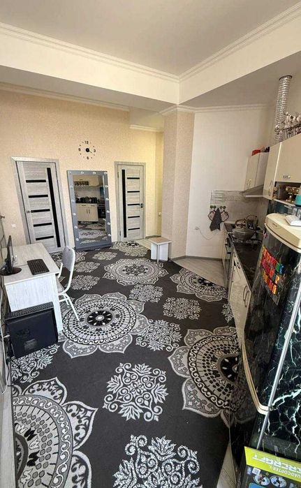 Срочно продаю новостройку недалек Рисовом с ремонтом и кадастром (157)