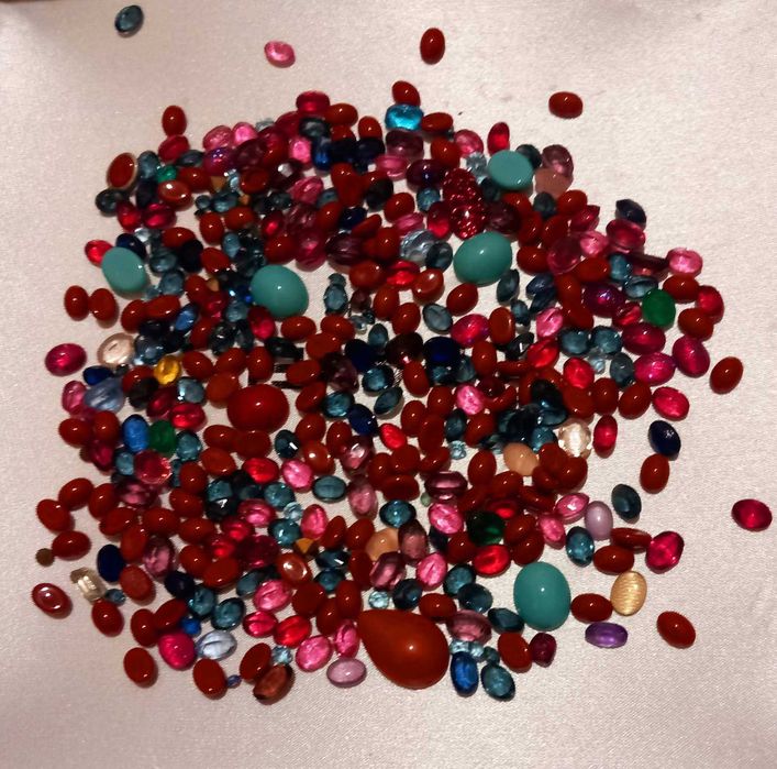 Синтетични камъни за бижута - рубин, смарагд/изумруд