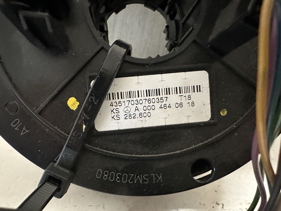 Лентов кабел за Мерцедес W203 c classe 2003г.!