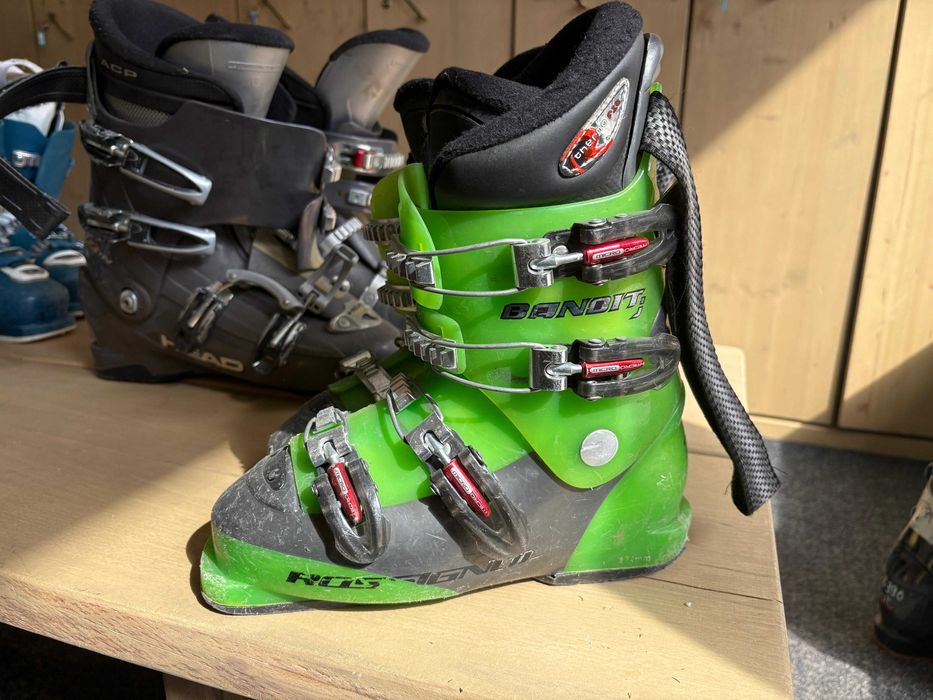 Ски обувки различни модели 40-40.5 номер