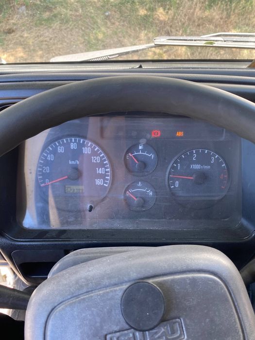 Isuzu 2015 sotiladi!!!