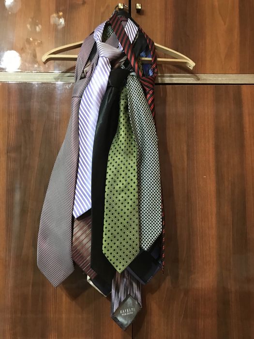 Галстуки разные мужские