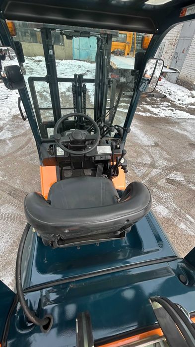 Продам Вилочный погрузчик (кара)