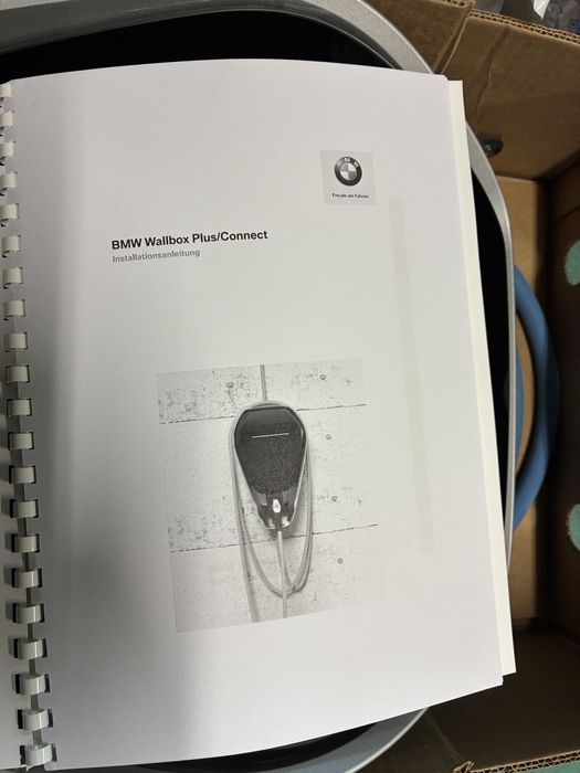 BMW WallBox 22 kW, T2, IEC Зарядна Станция