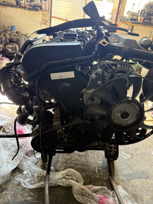 Двигатель пассат AWT AWM ауди