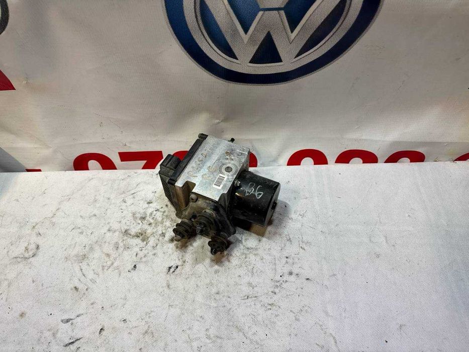 Pompa ABS 3C0614109T VW Passat B6 / CC (358)