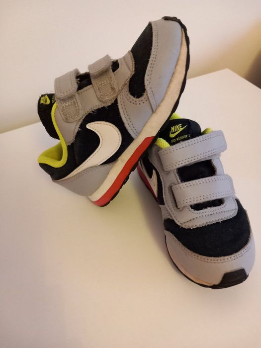 Детски обувки Nike 26