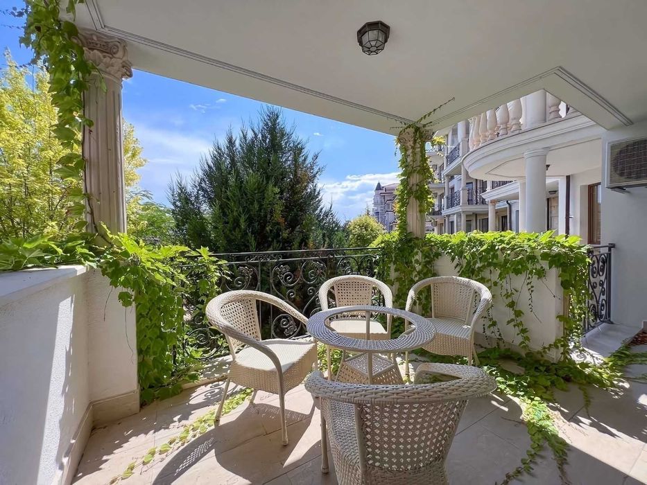 Продава се Тристаен апартамент в Несебър - 99 кв.м за 1768 €/кв.м - Снимка #16