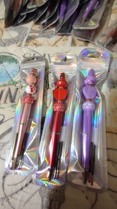 Писалки с мъниста