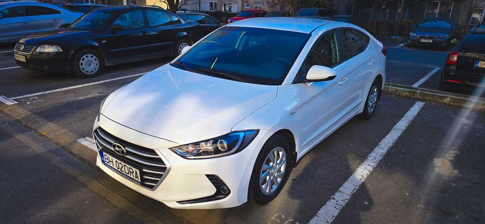 Hyundai Elantra 2016, 1.6 benzina aspirat, 128cp, euro 6, manual