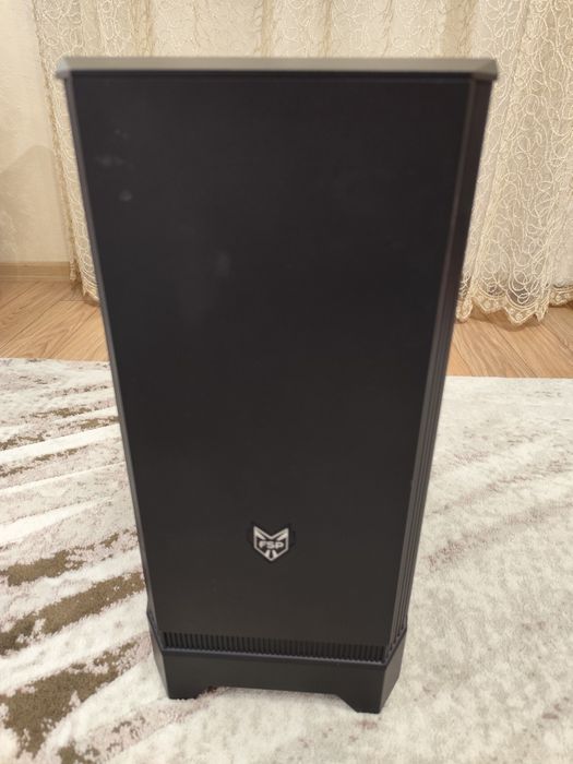 Продавам гейминг компютър GPLAY