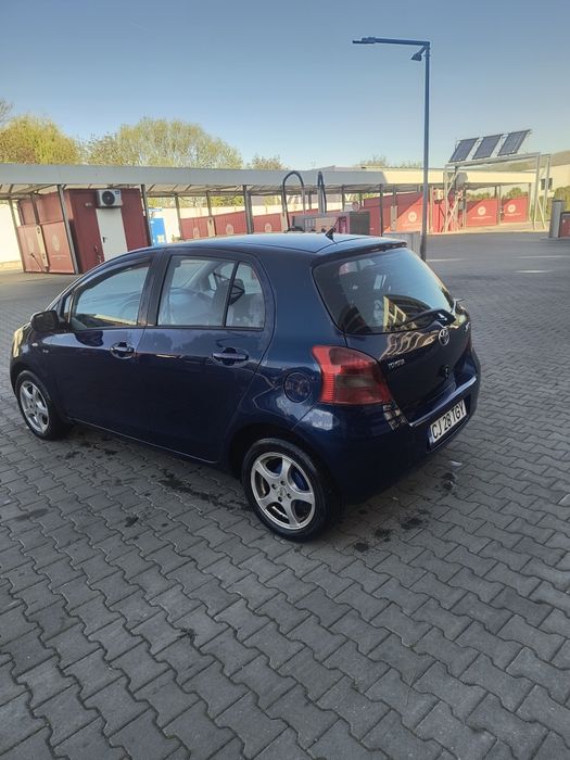 Vând Toyota Yaris 2008