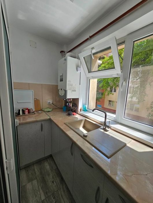 Apartament 2 camere de închiriat