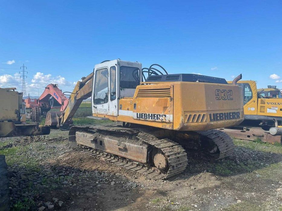 Brat excavator pe senile Liebherr 932 Litronic
