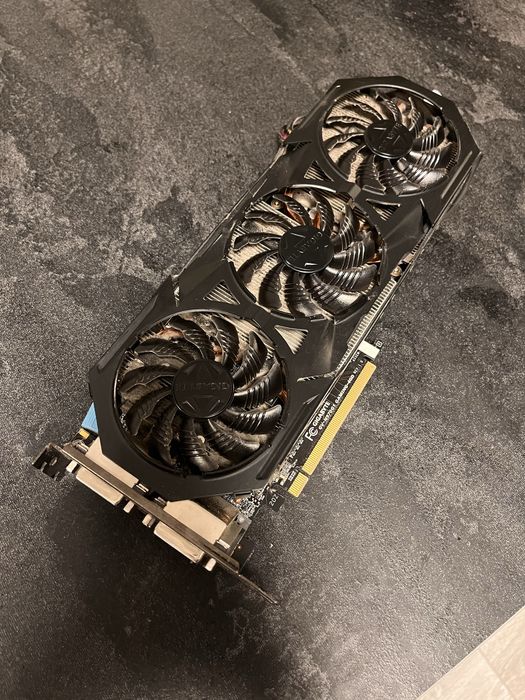 Компютър на части или цял