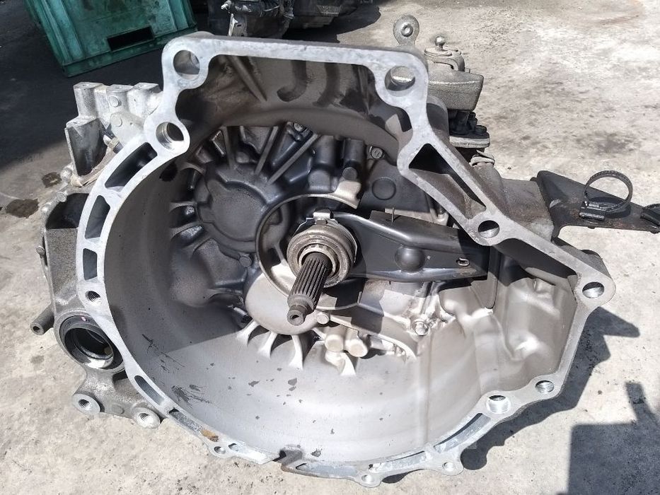 Cutie viteze manuala 6 trepte 2.0 di mazda 5 d2c4-b