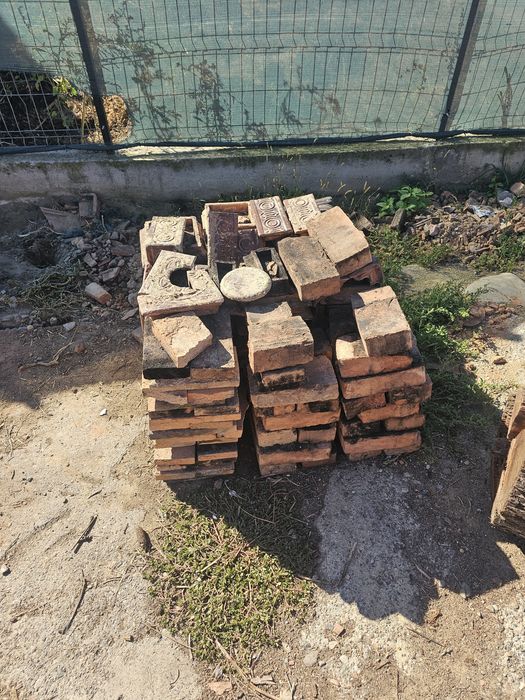 Vând sau schimb sobă de teracotă,schimb cu ce aveti de oferit!!