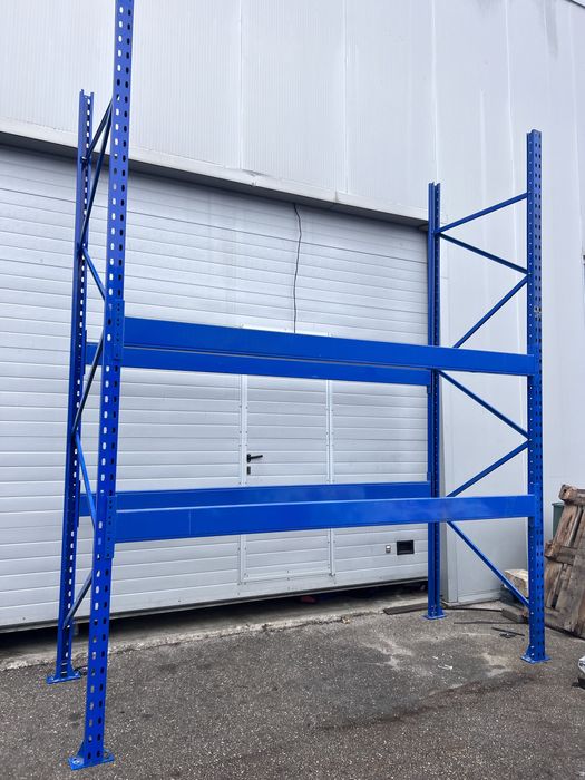 Стелажи метални втора употреба и нови