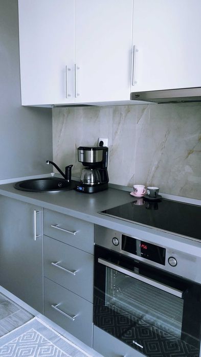 Închiriez apartament