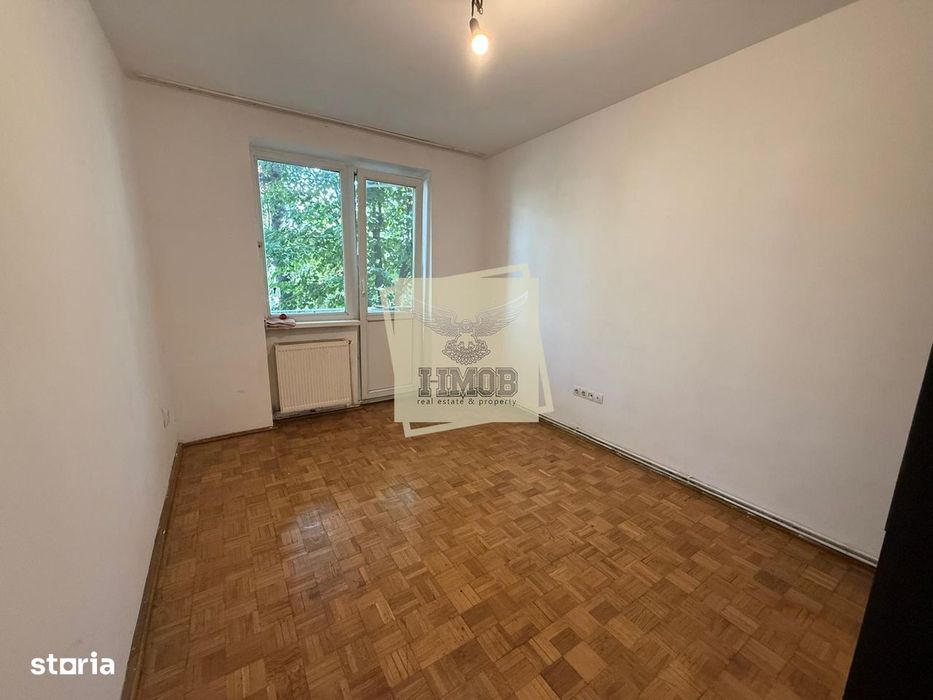 Apartament cu 4 camere 2 bai si balcon etajul 1 pe Rahovei