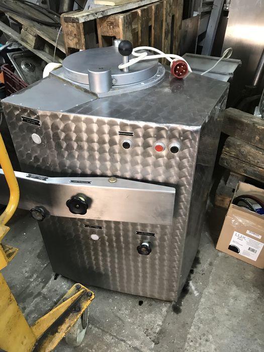 Utilaje carmangerii si abatoare