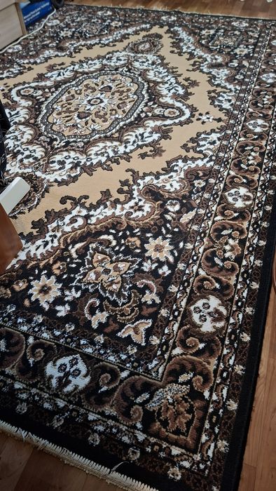 Продам палас в комнату 275×180 см