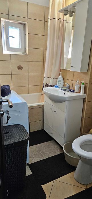 Vand apartament 2 camere, Micro 16, etaj 4/4, pret 58.800 Euro