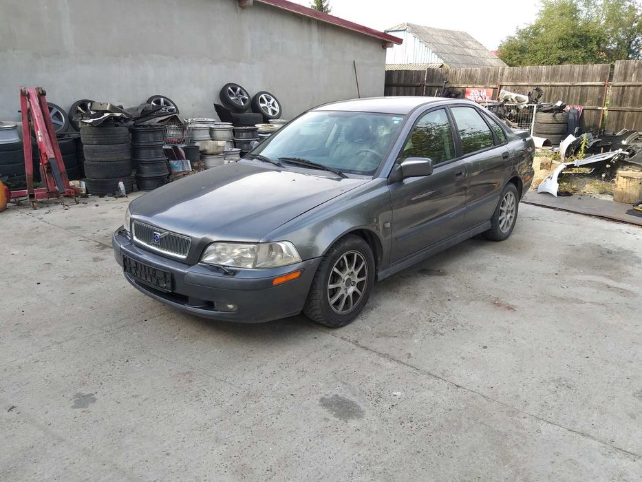 Piese Second Volvo S40 V40 1.9 diesel 115 cai putere An 2001