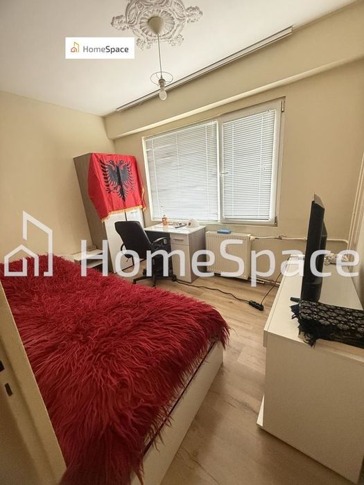 Продава се Тристаен апартамент в София, Люлин 7 - 65 кв.м за 2339 €/кв.м - Снимка #2