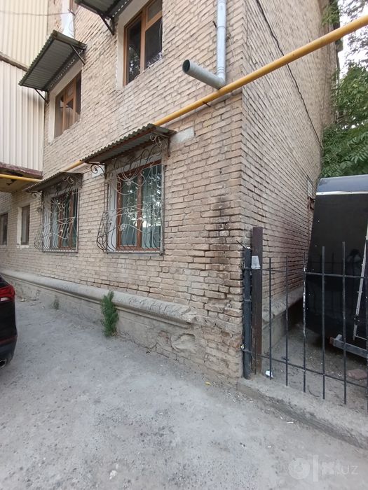 Срочно продаётся 3х комнатная квартира в центре города