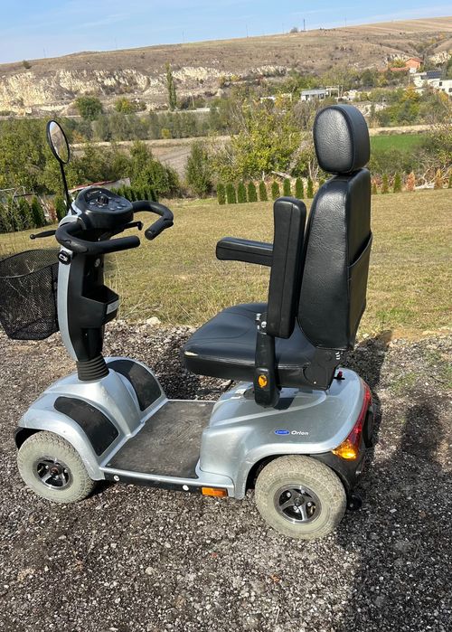 Електрически скутер за възрастни