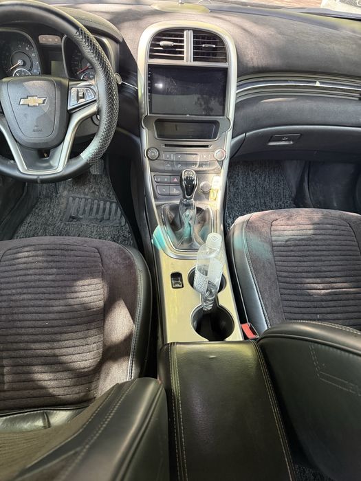 Chevrolet malibu 2012