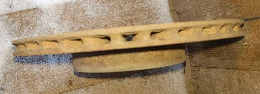 Тормозной диск приора десятка R14