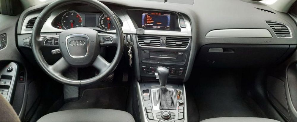 Audi A4 B8 Avant 2011 2.0 TDI Automat | Webasto | Panoramic | Bose