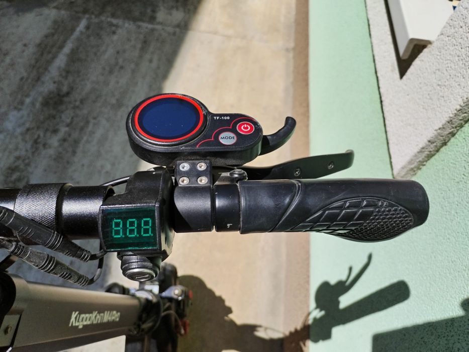 Trotinetă electrică Kugoo Kirin M4 Pro – puternică, confortabilă și rapidă
